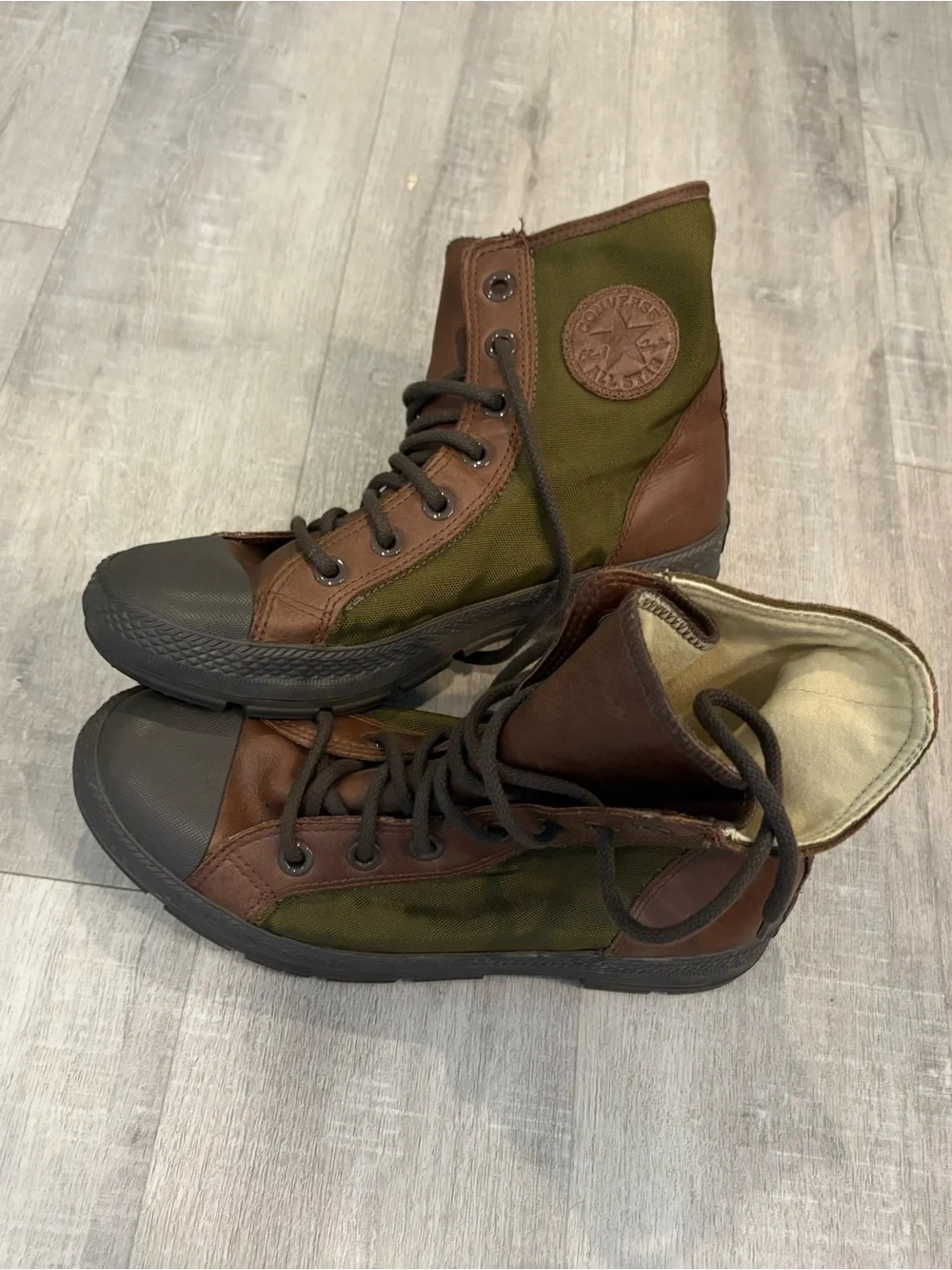 Converse Men's Boot in Olive Green and Brown (only worn once)